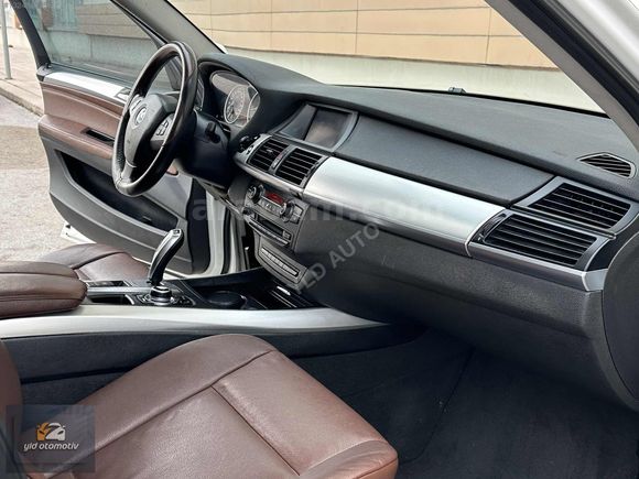 BOYASIZ 2011 MODEL X5 30D XDRİVE 8 İLERİ ISITMA CAM TAVAN