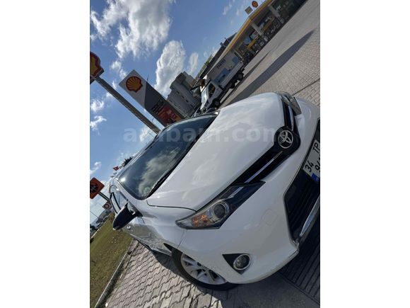 Sahibinden Toyota Auris 1.6 Active 2013 Model 