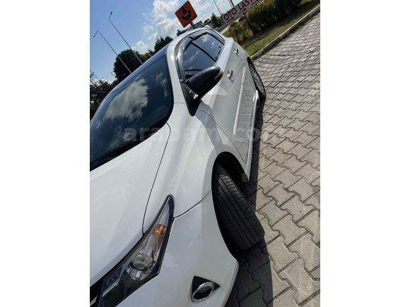 Sahibinden Toyota Auris 1.6 Active 2013 Model 
