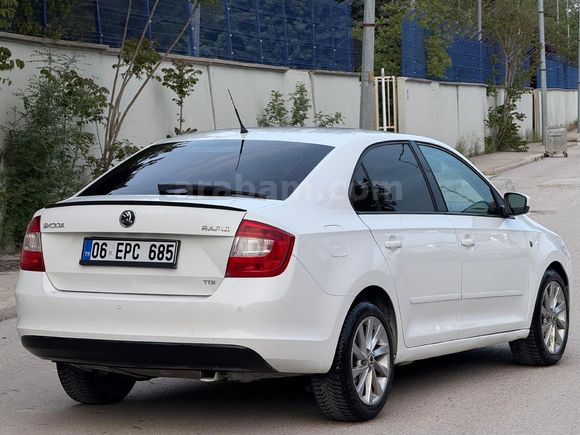 Sahibinden Skoda Rapid 1.6 CR TDI Elegance 2012 Model