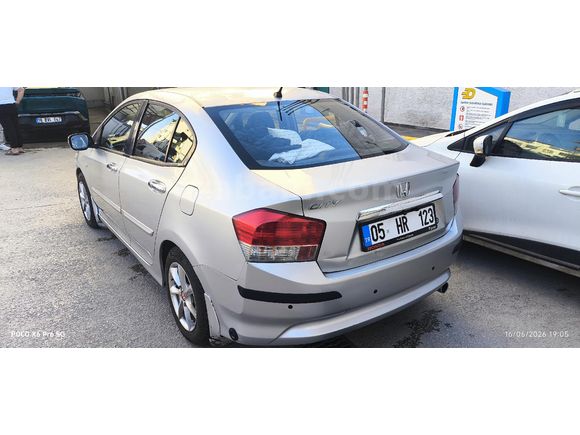 Sahibinden Honda City 1.4 LS 2009 Model