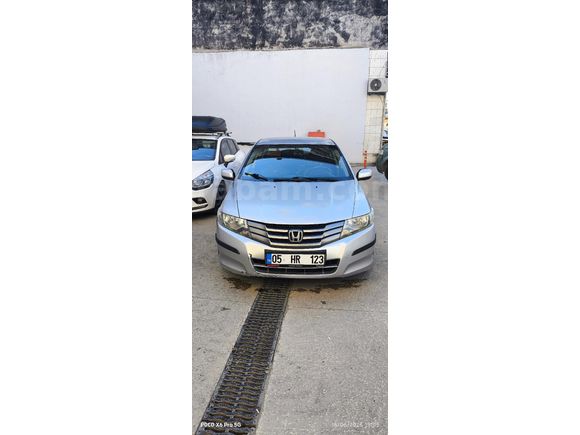 Sahibinden Honda City 1.4 LS 2009 Model