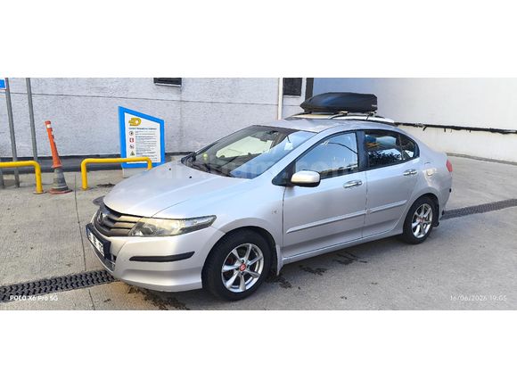 Sahibinden Honda City 1.4 LS 2009 Model