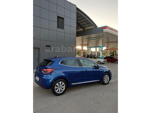 Sahibinden Renault Clio 1.0 SCe Joy 2023 Model