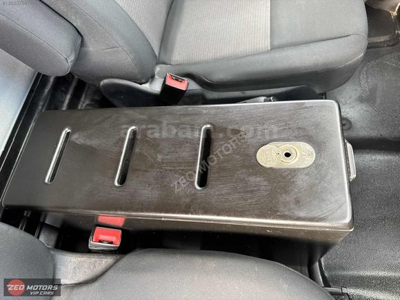 2023 FORD CUSTOM UZUN ŞASE PANELVAN SIFIR GİBİ %20 FATURALI