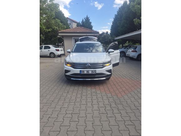 Sahibinden Volkswagen Tiguan All Space 1.5 TSI Life 2022 Model Aydın 48.000 km Beyaz