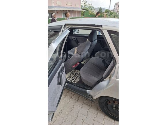 Sahibinden Lada Vega 1.5 2004 Model