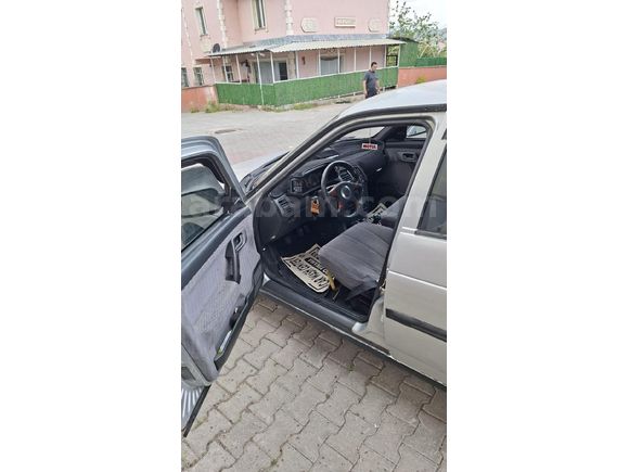Sahibinden Lada Vega 1.5 2004 Model