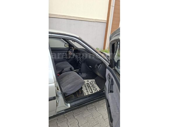 Sahibinden Lada Vega 1.5 2004 Model
