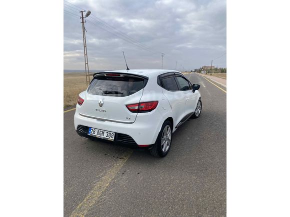 MEMURDAN TEMİZ AİLE ARACI CLIO 4 