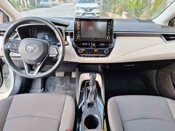 Sahibinden Toyota Corolla 1.5 Dream 2021 Model 