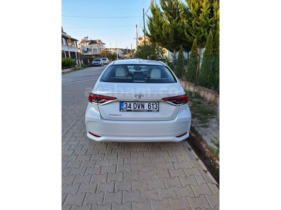 Sahibinden Toyota Corolla 1.5 Dream 2021 Model 