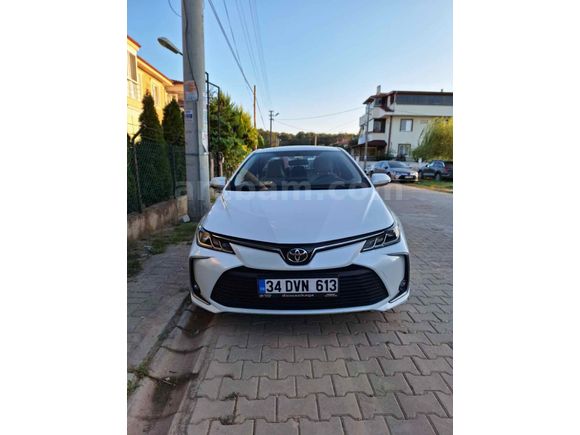 Sahibinden Toyota Corolla 1.5 Dream 2021 Model 