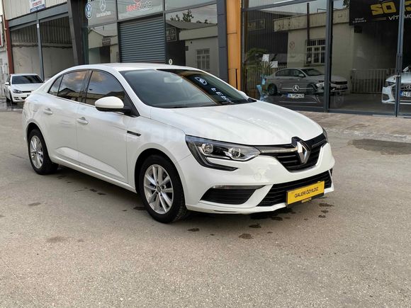 ÖZYILDIZdan BOYASIZ 2019 model Renault Megane 1.6 Touch 