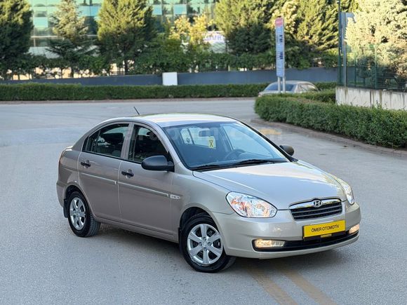 Accent Era 1.4 Team 2011 Model KM 103 BİN ABS ESPLİ