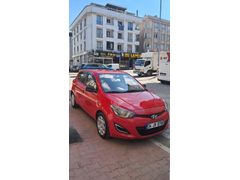 Sahibinden Hyundai i20 1.2 D-CVVT Jump 2012 Model  140.000 km Kırmızı