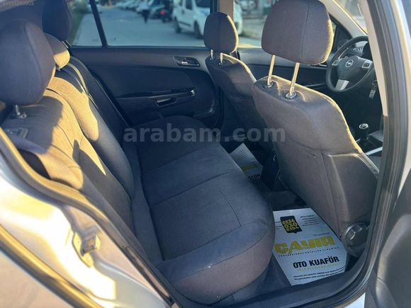 2013 OPEL ASTRA