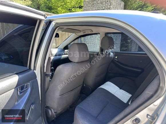 2004 COROLLA 1.6 TERRA KLİMALI TEMİZ