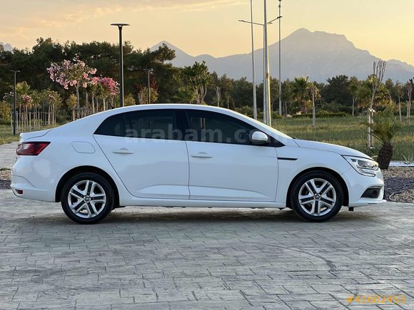 OTOMATİK VİTES // 1.5 DCİ // MEGANE