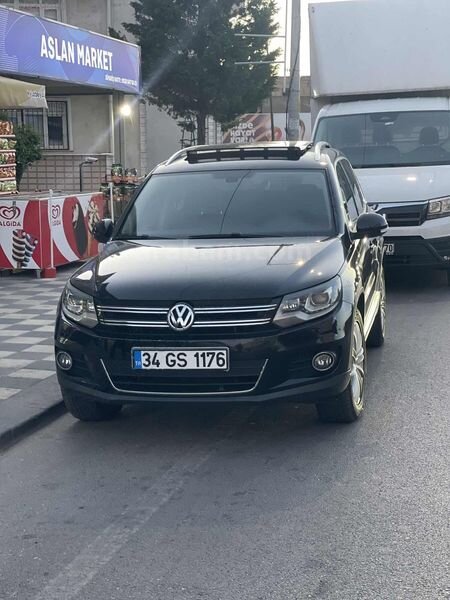 Galeriden Volkswagen Tiguan 1.4 TSI Chrome Edition 2013 Model Kocaeli 208.000 km Siyah