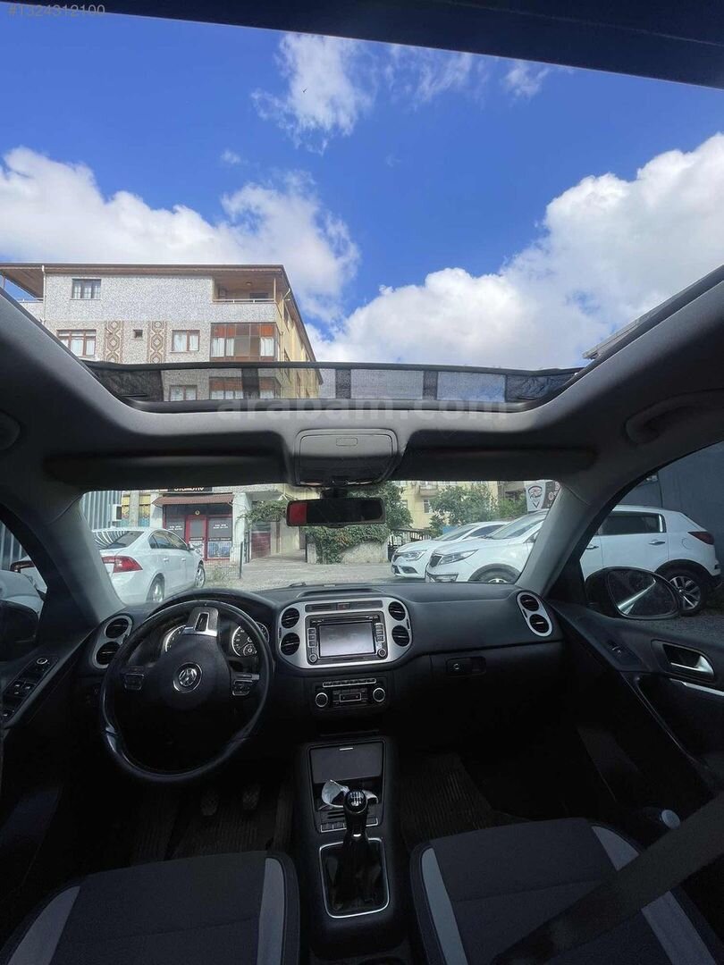 Galeriden Volkswagen Tiguan 1.4 TSI Chrome Edition 2013 Model Kocaeli 208.000 km Siyah 4