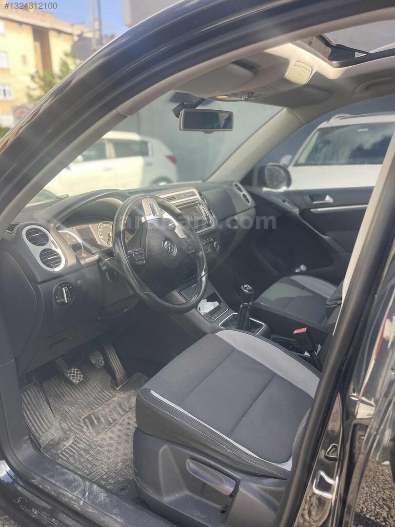 Galeriden Volkswagen Tiguan 1.4 TSI Chrome Edition 2013 Model Kocaeli 208.000 km Siyah 6