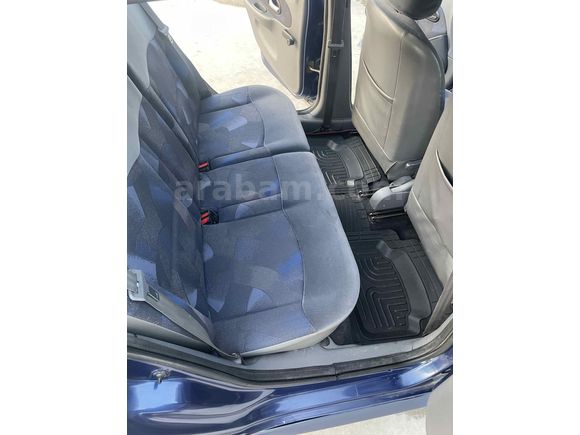 Sahibinden Renault Clio 1.4 RN 2001 Model 