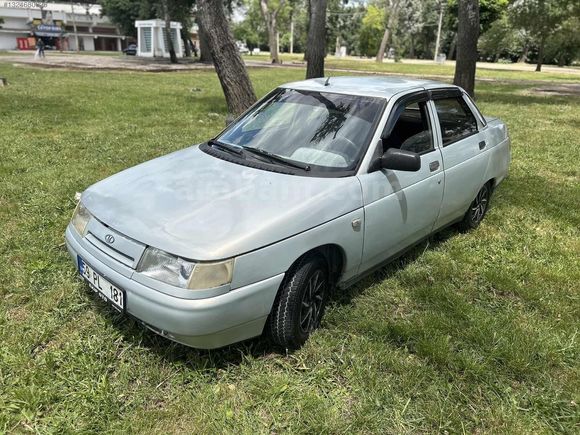2001 model Fabrikasyon Lada Vega Lpg dahi görmemiş Rus tankı