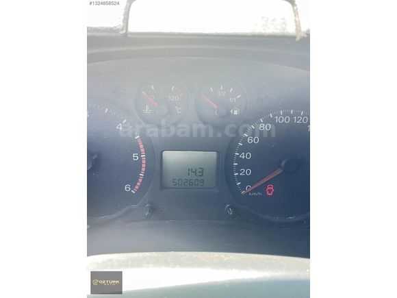 ÖZTÜRKAUTO'dan KAPALI KASA BOYASIZ HATASIZ TRANSİT ÇİFT TEKER