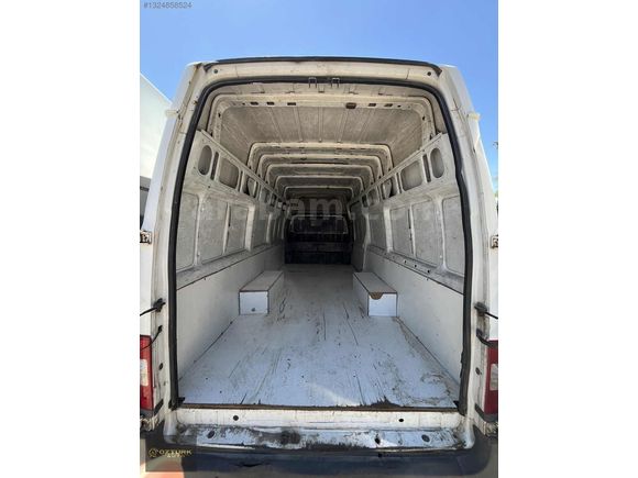 ÖZTÜRKAUTO'dan KAPALI KASA BOYASIZ HATASIZ TRANSİT ÇİFT TEKER