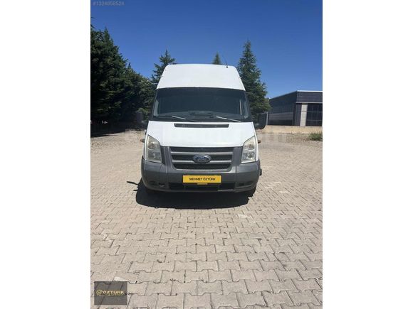 ÖZTÜRKAUTO'dan KAPALI KASA BOYASIZ HATASIZ TRANSİT ÇİFT TEKER
