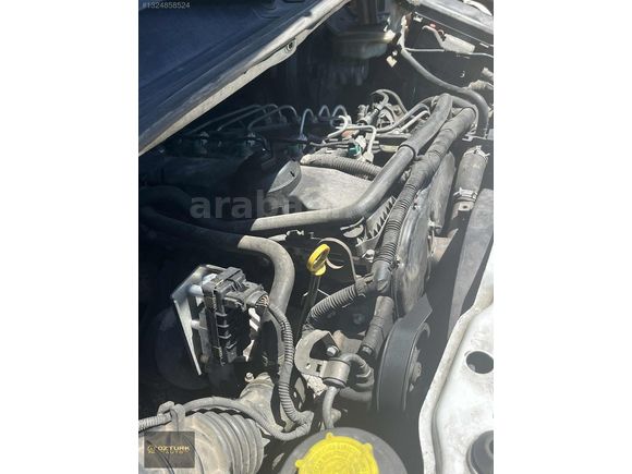 ÖZTÜRKAUTO'dan KAPALI KASA BOYASIZ HATASIZ TRANSİT ÇİFT TEKER