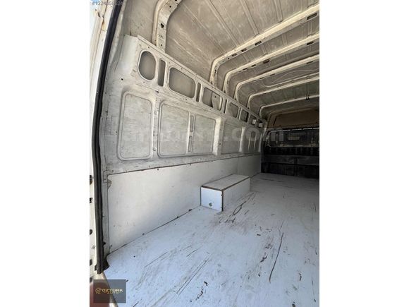 ÖZTÜRKAUTO'dan KAPALI KASA BOYASIZ HATASIZ TRANSİT ÇİFT TEKER