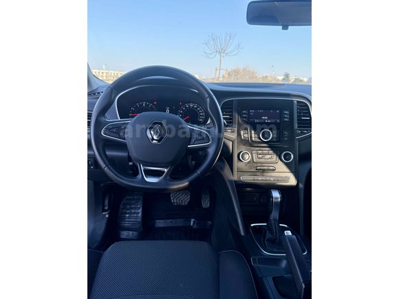 Sahibinden Renault Megane 1.3 TCe Joy 2022 Model 