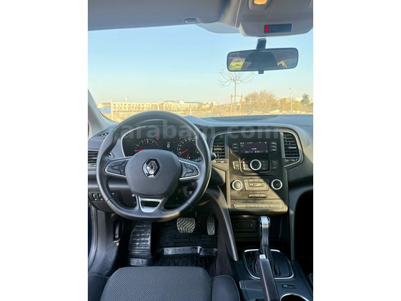 Sahibinden Renault Megane 1.3 TCe Joy 2022 Model 