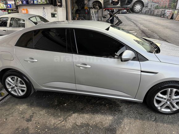 Sahibinden Renault Megane 1.6 Joy 2019 Model 