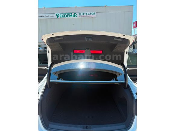 DEĞİŞENSİZ AUDI A4