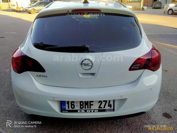 DEĞİŞENSİZ 2012 ASTRA J 1.3 CDTİ (SPORT)