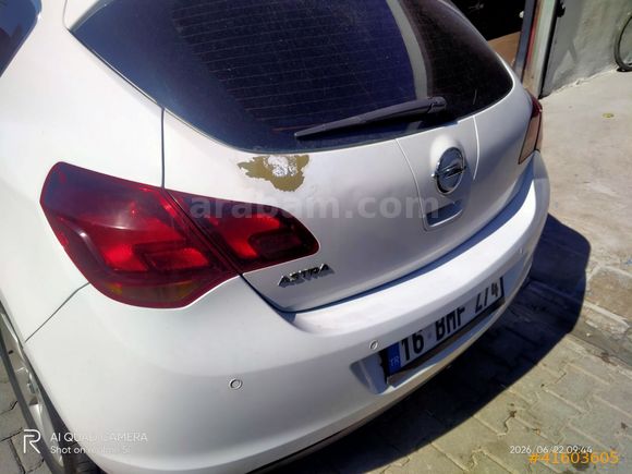DEĞİŞENSİZ 2012 ASTRA J 1.3 CDTİ (SPORT)