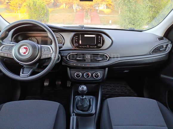 Sahibinden Fiat Egea 1.4 Fire Easy 2025 Model