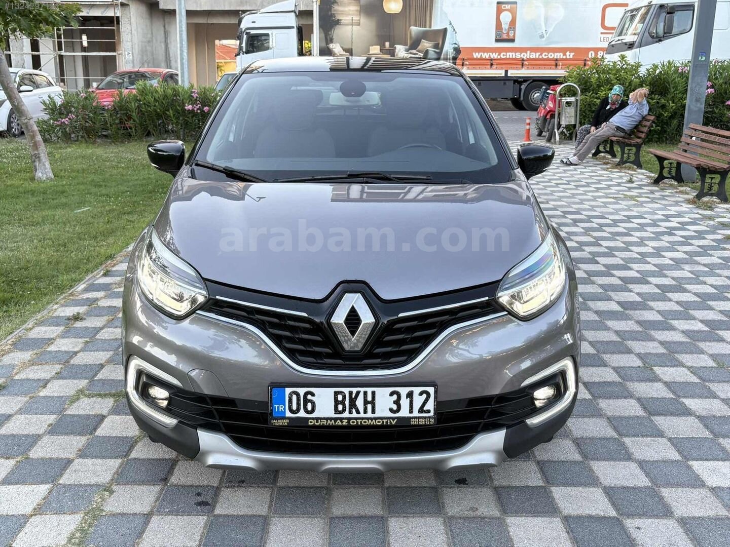 Galeriden Renault Captur 1.2 TCe Icon 2018 Model Balıkesir 136.000 km Gri 2