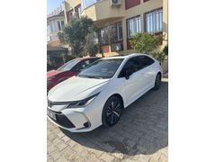 Sahibinden Toyota Corolla 1.8 Hybrid Flame X-Pack 2025 Model 