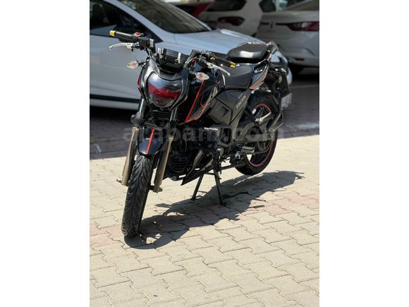 
ÖZTÜRK AUTO’DAN TVS APACHE RTR200