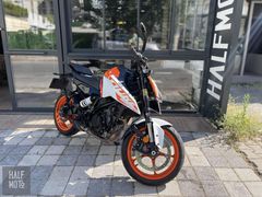 HALF MOTO 2024 KTM DUKE 250 ABS