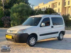 TAŞAR OTOMOTİV DEN 2006 PEUGEOT PARTNER KILİMALI