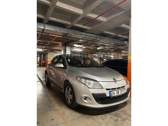 Sahibinden Renault Megane 1.5 dCi Expression 2012 Model  276.000 km Gri