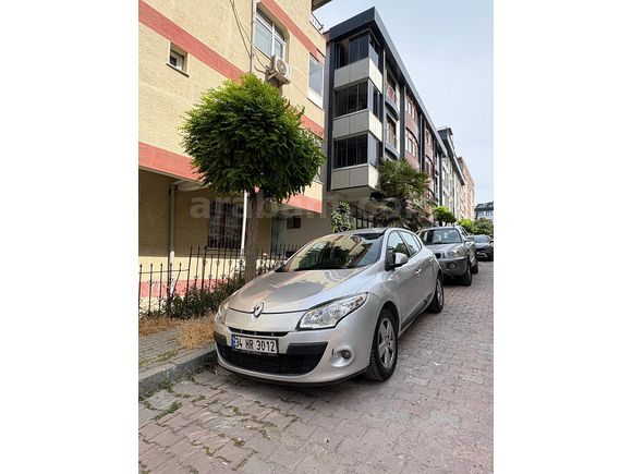 Sahibinden Renault Megane 1.5 dCi Expression 2012 Model  276.000 km Gri