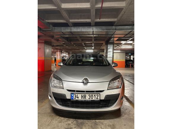Sahibinden Renault Megane 1.5 dCi Expression 2012 Model  276.000 km Gri