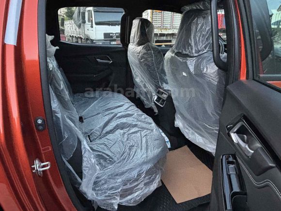 Sahibinden Isuzu D-Max 1.9 D 4x4 V-Cross 2023 Model 