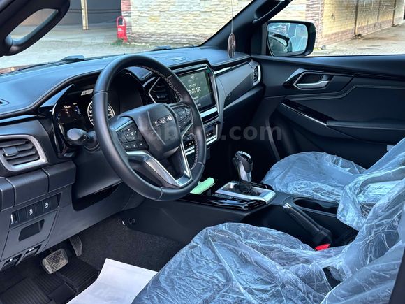 Sahibinden Isuzu D-Max 1.9 D 4x4 V-Cross 2023 Model 
